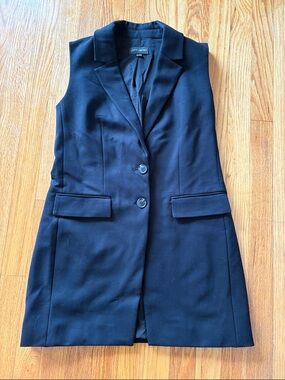 LOFT Black Sleeveless Blazer Vest